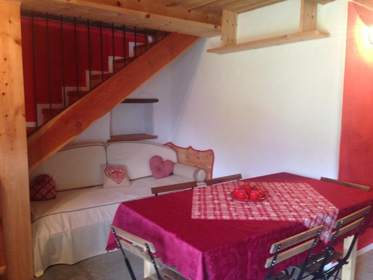 Baite Cialvrina Villa Gressoney-Saint-Jean Szoba fotó
