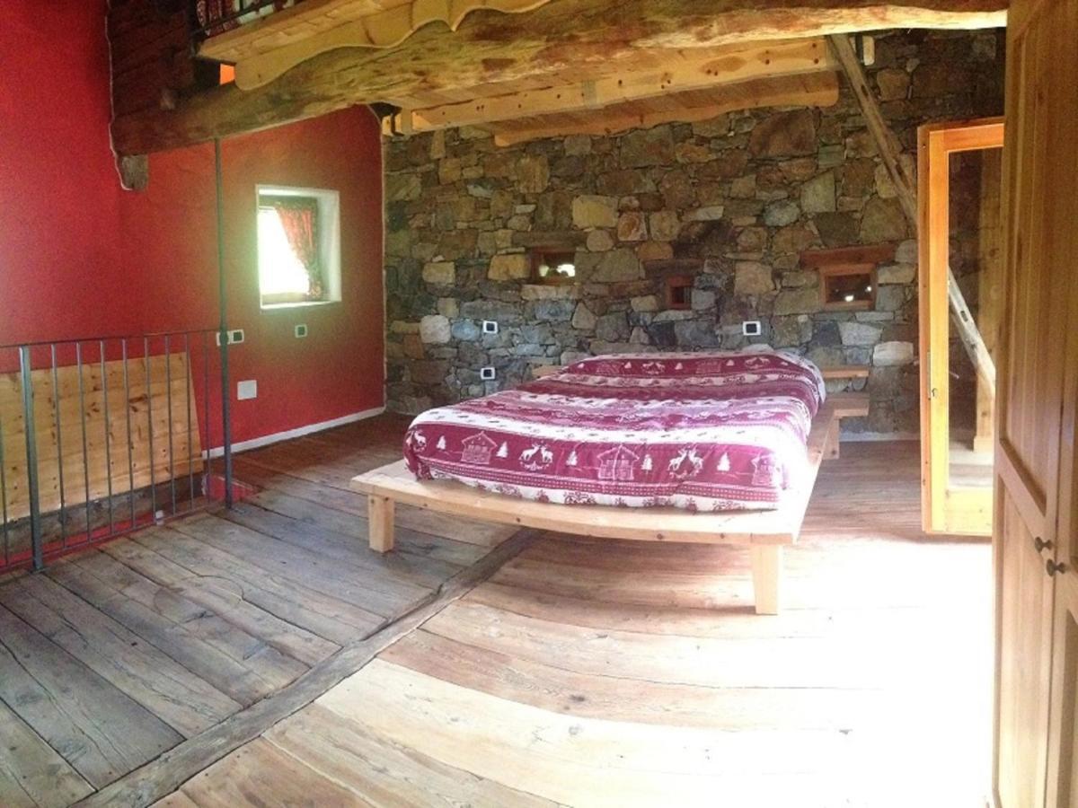 Baite Cialvrina Villa Gressoney-Saint-Jean Kültér fotó